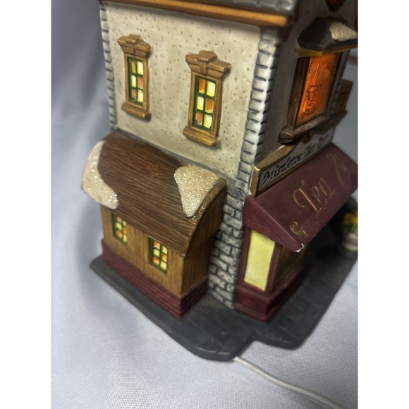 ☕️2004 Holiday Time MISTLETOE TEA ROOM Porcelain Lighted Christmas Village - Picture 10 of 11